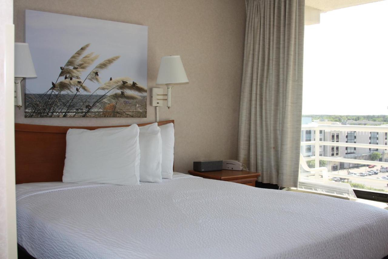 Four Sails Resort Virginia Beach Bagian luar foto