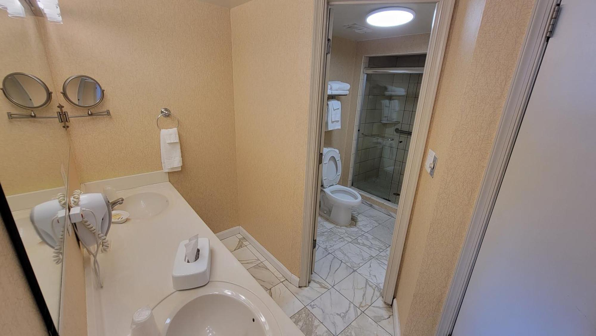 Four Sails Resort Virginia Beach Ruang foto